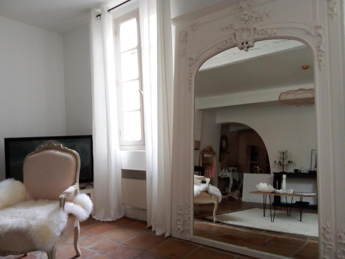 La Maison Perchee 에그모르트 외부 사진